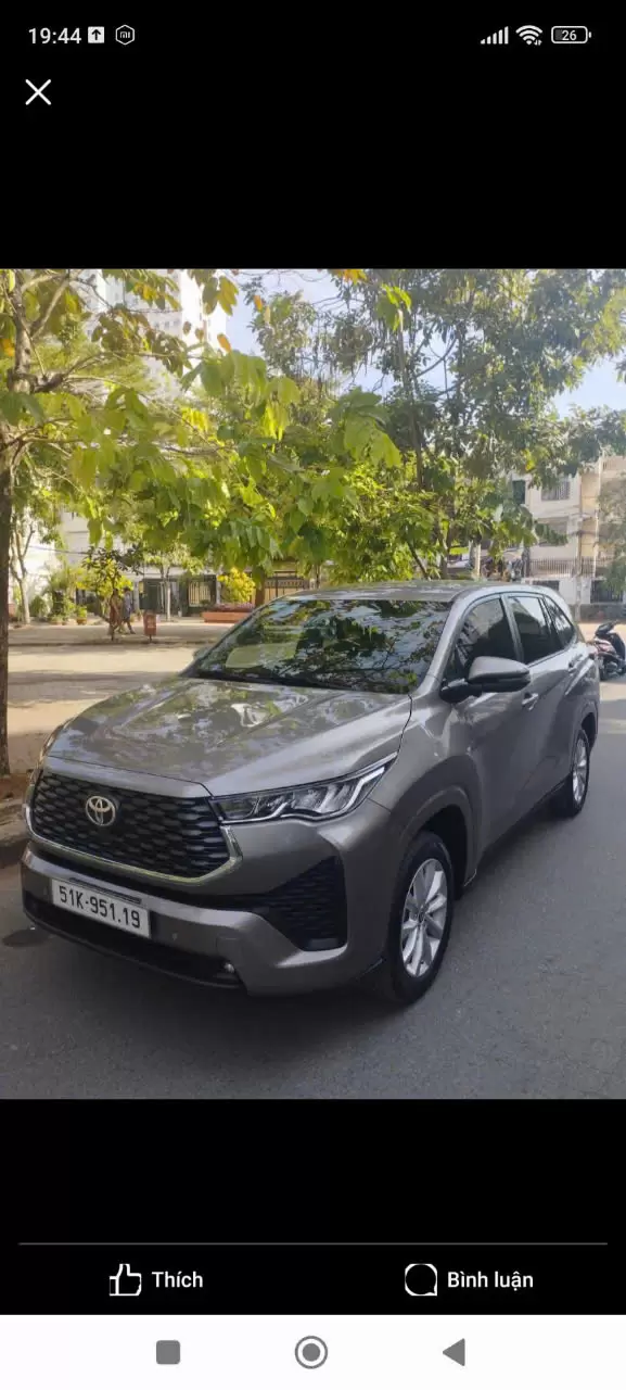 TOYOTA - INNOVA