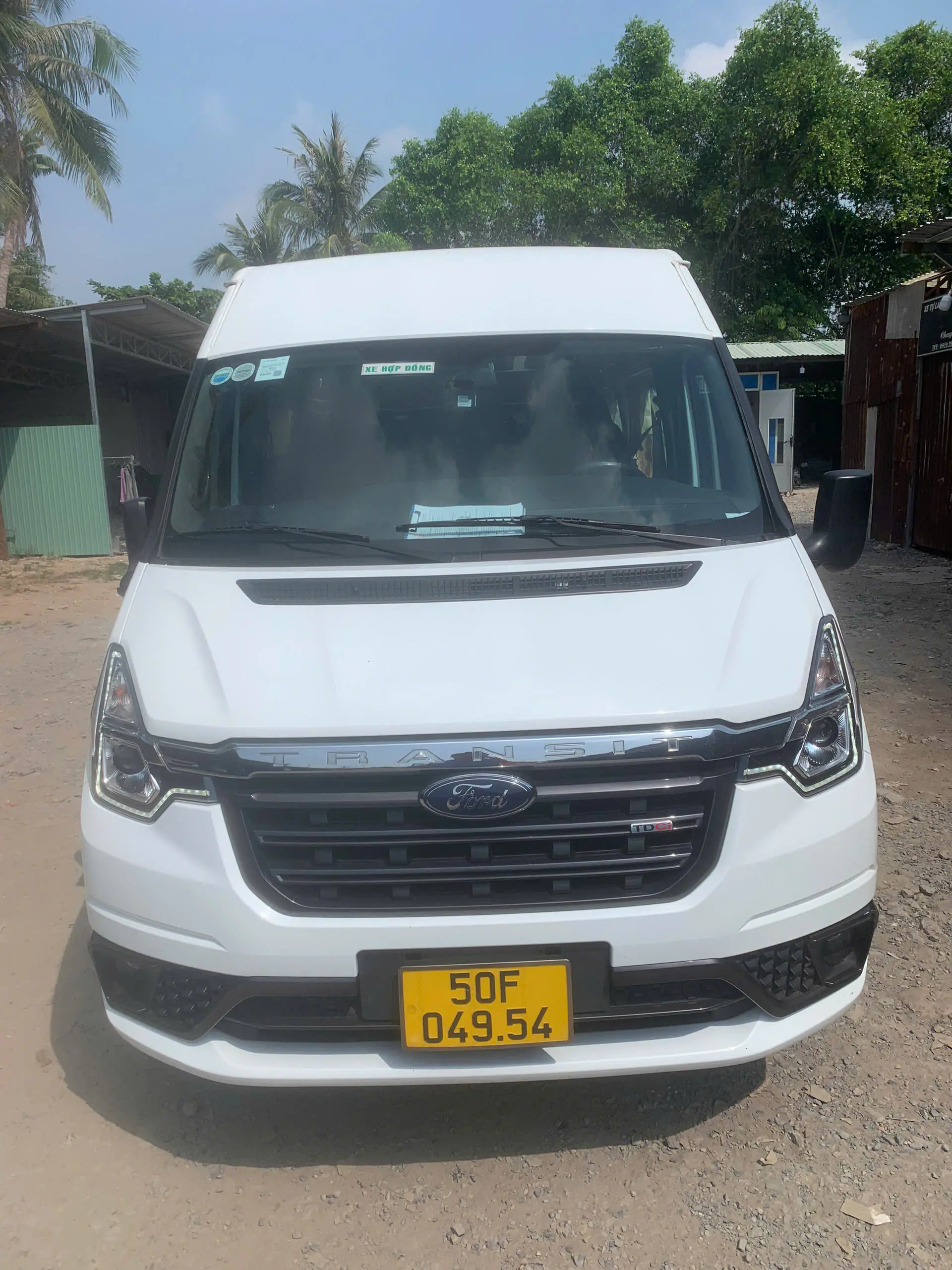 FORD TRANSIT - 16 CHỔ